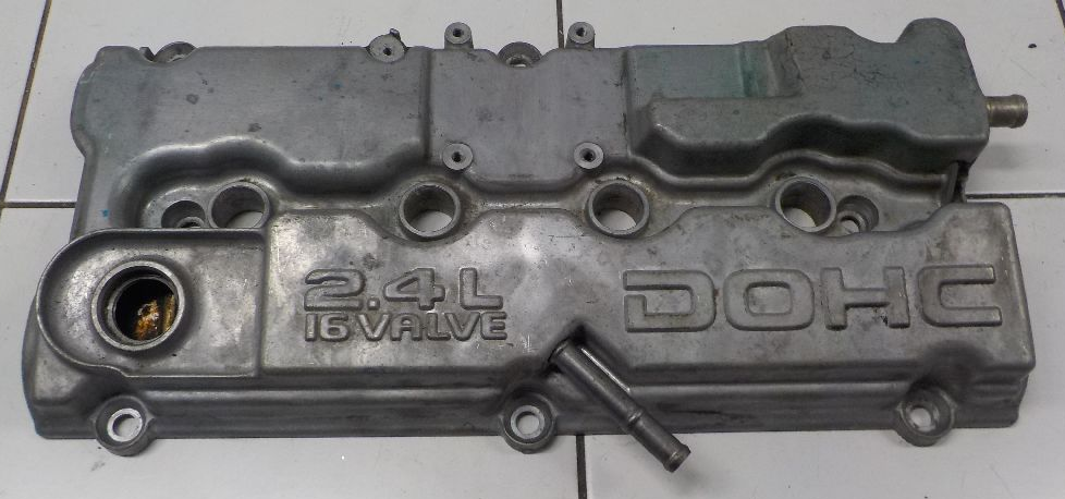 Клапанная крышка головки блока 2.4л EDZ 4694674 Chrysler Б/У