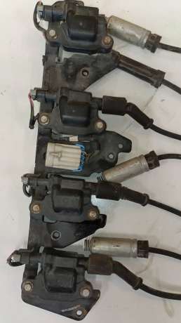 Катушки зажигания + кронштейны  Cadillac Escalade Chevrolet Suburban Tahoe GMC Yokon 6.2 6.0 12573190 12580353