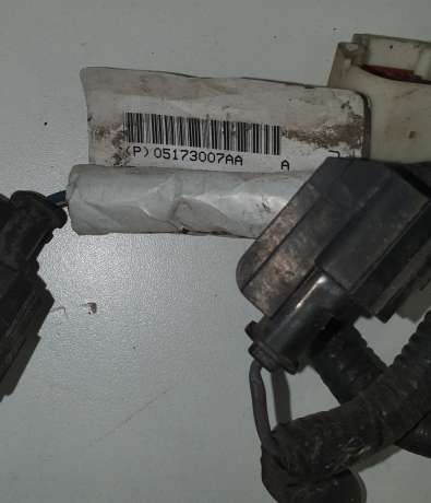 Жгут топливных форсунок 2.4 Газель Dodge Caravan Volga Siber Sebring 03-06 05173007AA