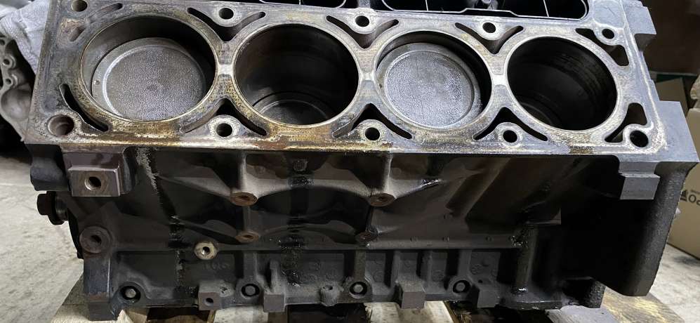 Блок двигателя Chevrolet Tahoe Yukon LS LM7 L59 LR4 12551358 12551658