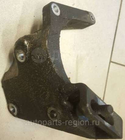 Кронштейн гидроусилителя руля Dodge Caravan 2.4л EDZ Chrysler Voyager Stratus Volga Siber Sebring 04612520 Б/У