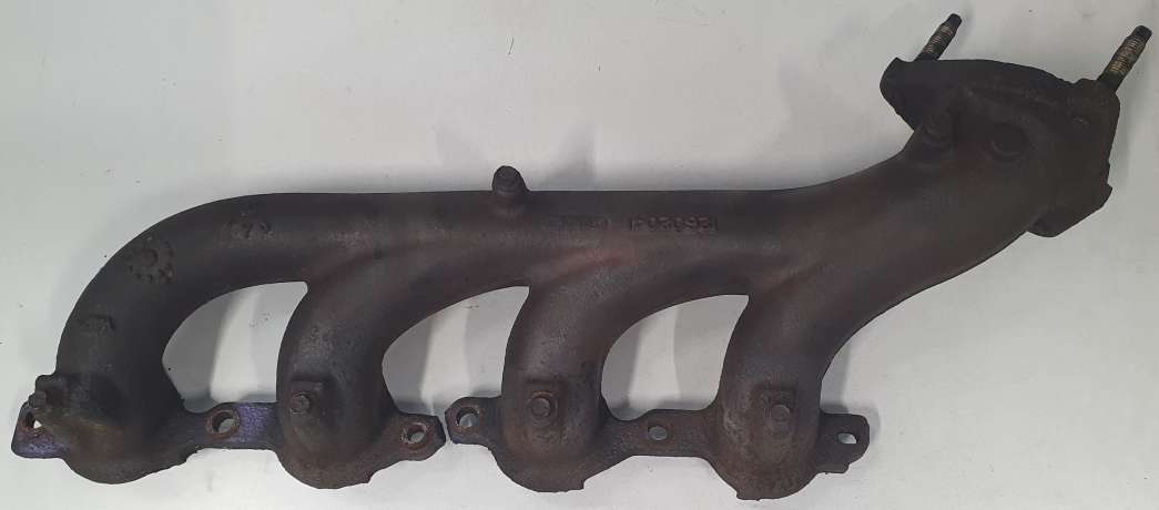 Коллектор выпускной правый Cadillac Escalade 03-13 Chevrolet Suburban Chevrolet Tahoe L92 L94 12616286 6.2